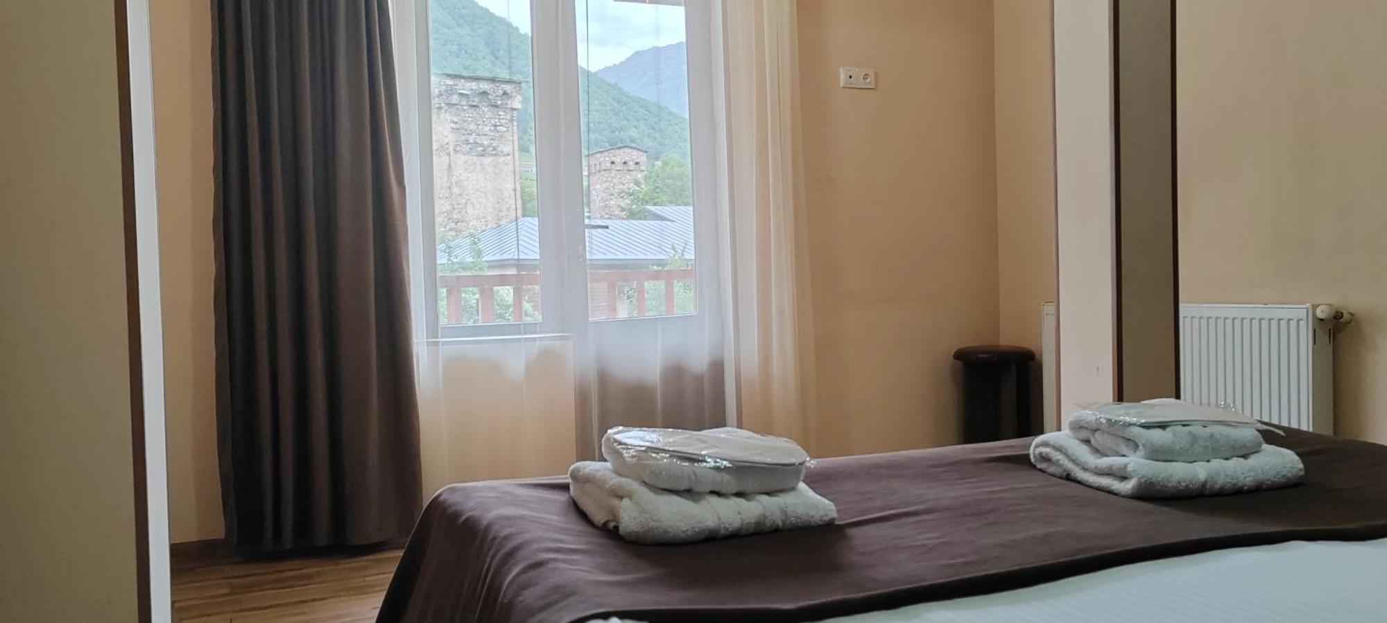 Hotel Svanseti Mestia Ngoại thất bức ảnh
