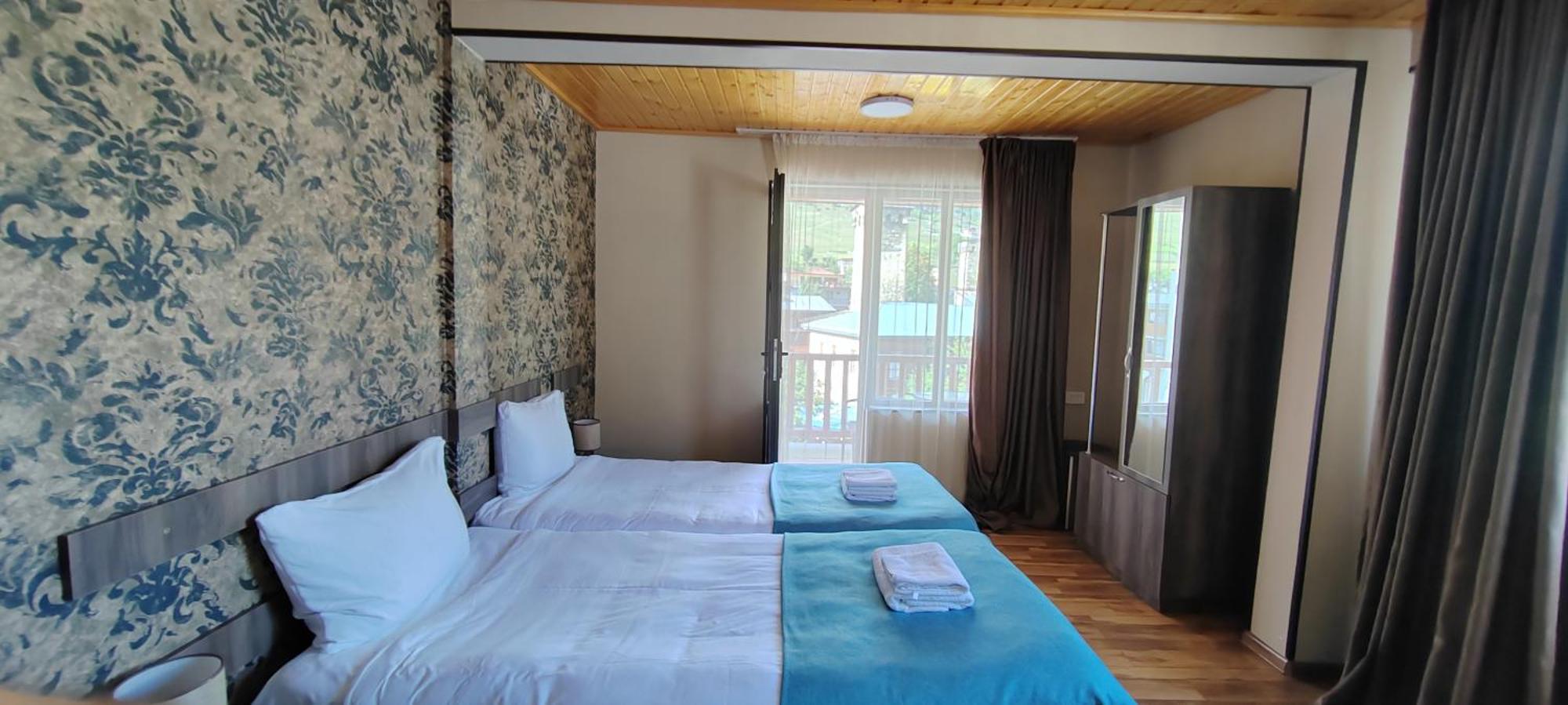 Hotel Svanseti Mestia Ngoại thất bức ảnh