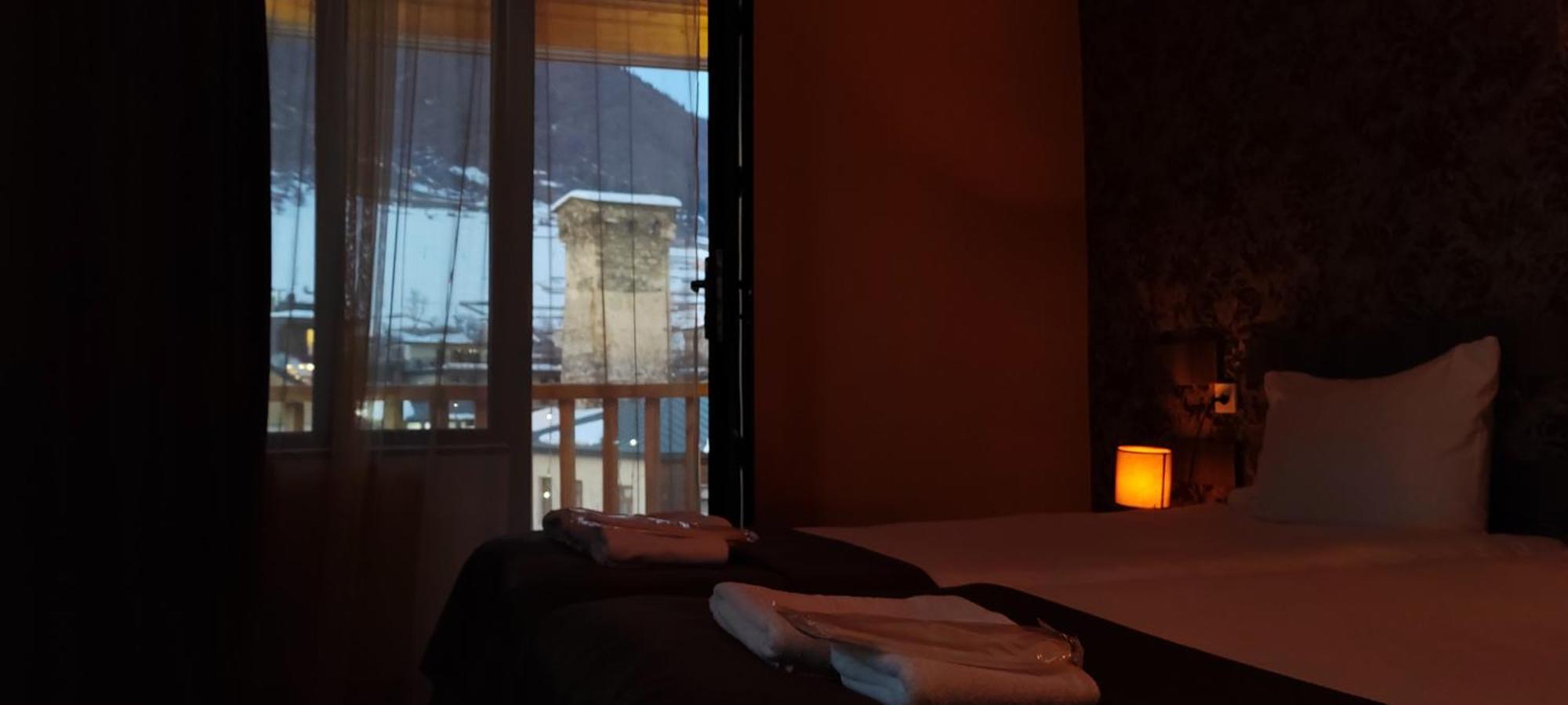 Hotel Svanseti Mestia Ngoại thất bức ảnh
